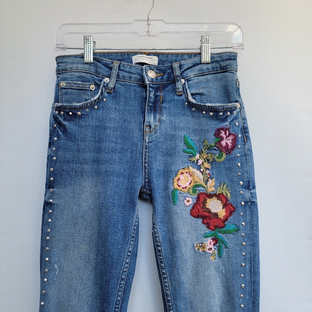 Zara Distressed Embroidered Studded Skinny Jeans Size 4 Floral Boho Rock N Roll - Picture 3 of 16